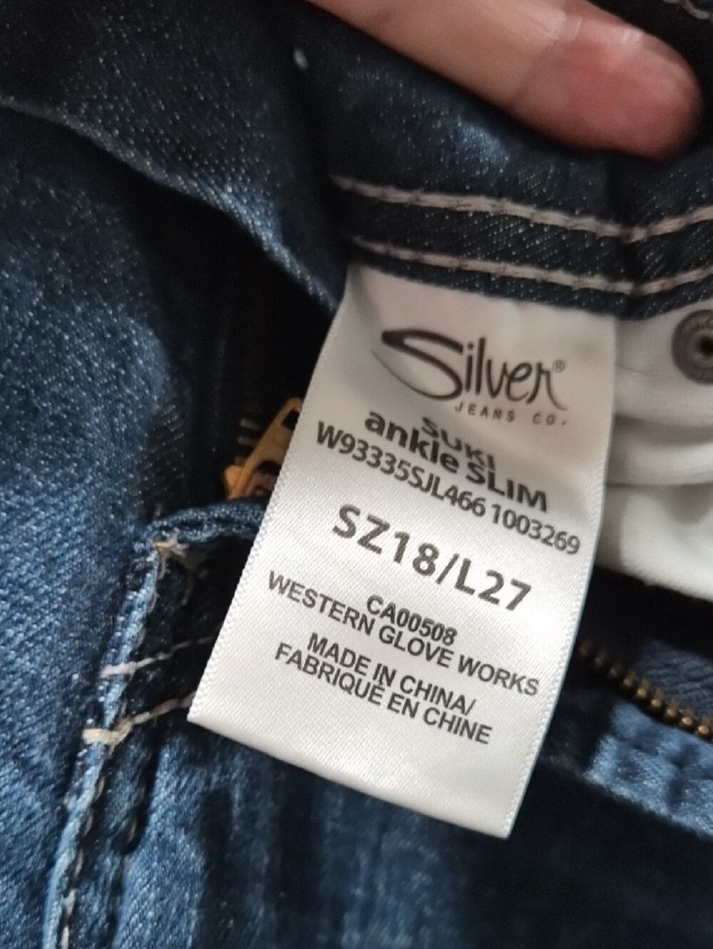 Silver Jeans Blue Denim Jeans - Picture 13 of 14